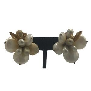 Vintage DeMario NY Faux Pearl Rhinestone Flower Gold Tone Leaf Clip On Earrings